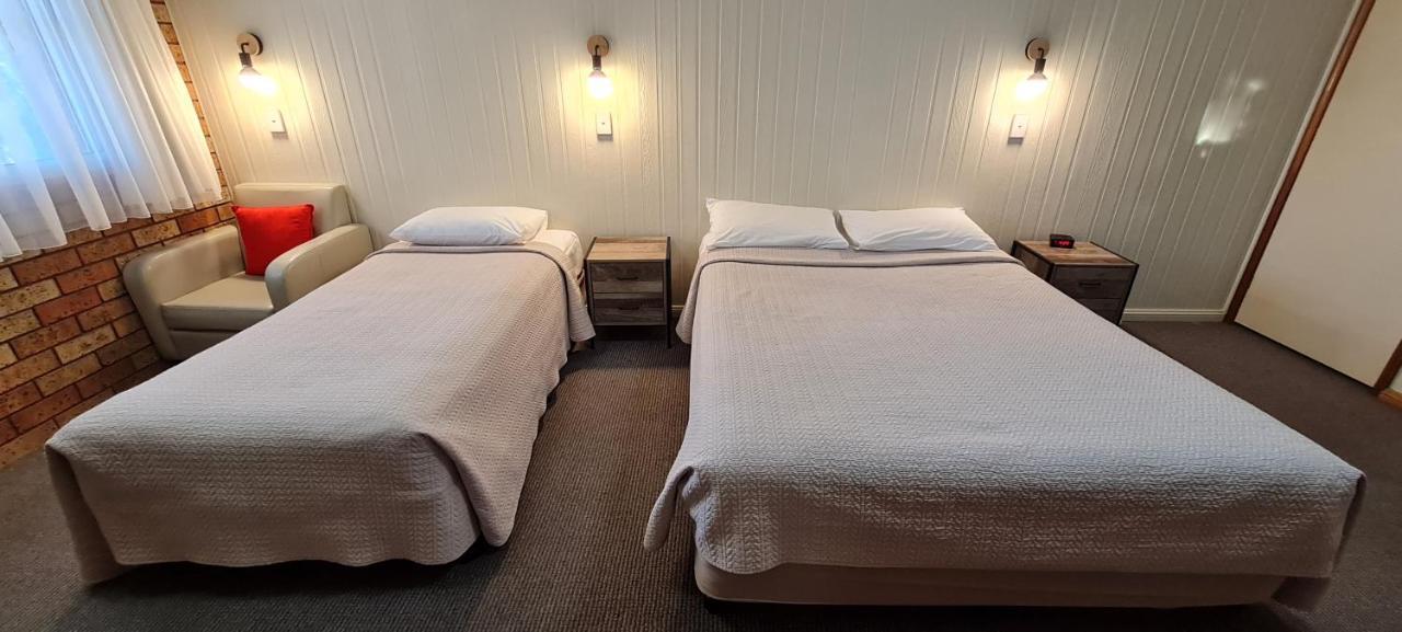 Golf Links Motel 탬워스 외부 사진